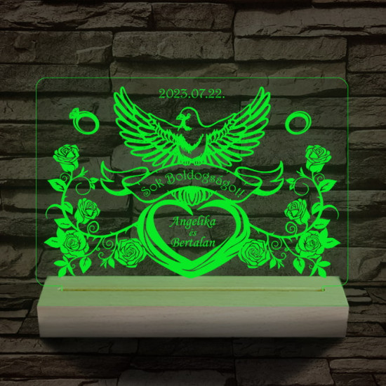 Esküvő, házassági évforduló személyre szabott 20 cm fa talppal 7 színű 3D led lámpa