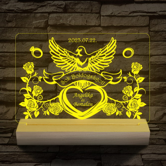 Esküvő, házassági évforduló személyre szabott 20 cm fa talppal 7 színű 3D led lámpa