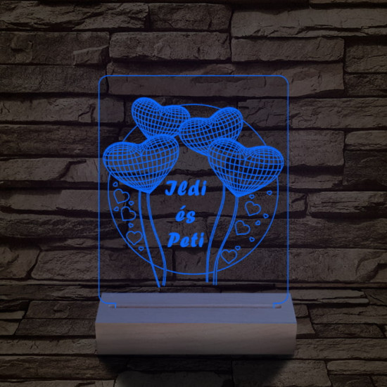 Szív lufi személyre szabott 20 cm fa talppal 7 színű 3D led lámpa