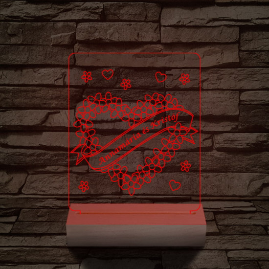 Szalagos szív személyre szabott 20 cm fa talppal 7 színű 3D led lámpa