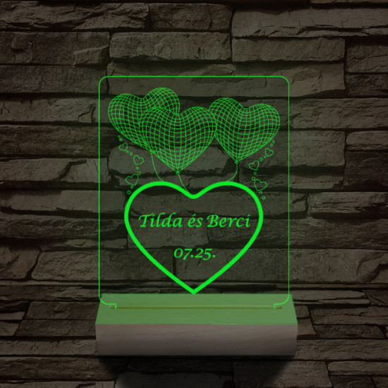 Lufi szívek személyre szabott 20 cm fa talppal 7 színű 3D led lámpa