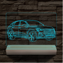 Audi Q3 egyedi rendszámmal személyre szabott 20 cm fa talppal 7 színű 3D led lámpa