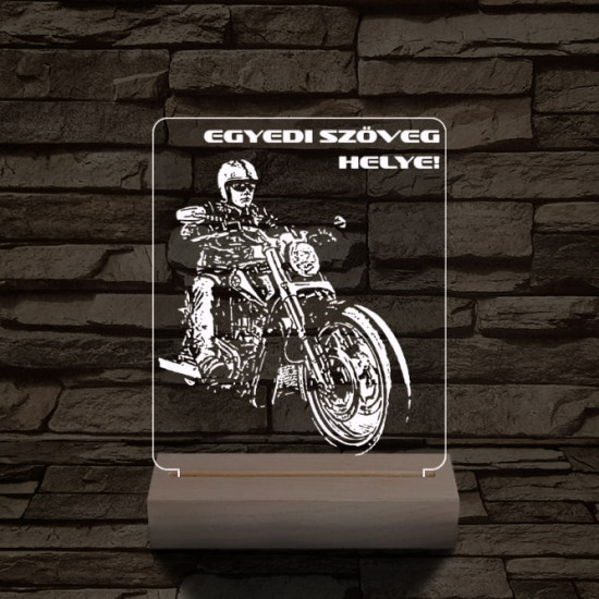 Chopper Motoros személyre szabott 20 cm fa talppal 7 színű 3D led lámpa  