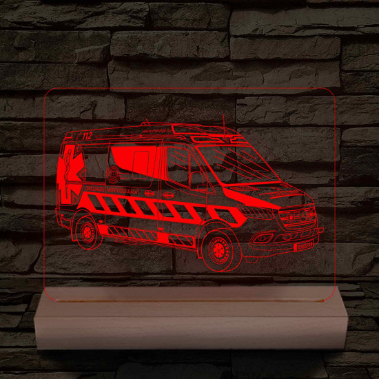 Mentőautó fa talppal 7 színű 3D led lámpa