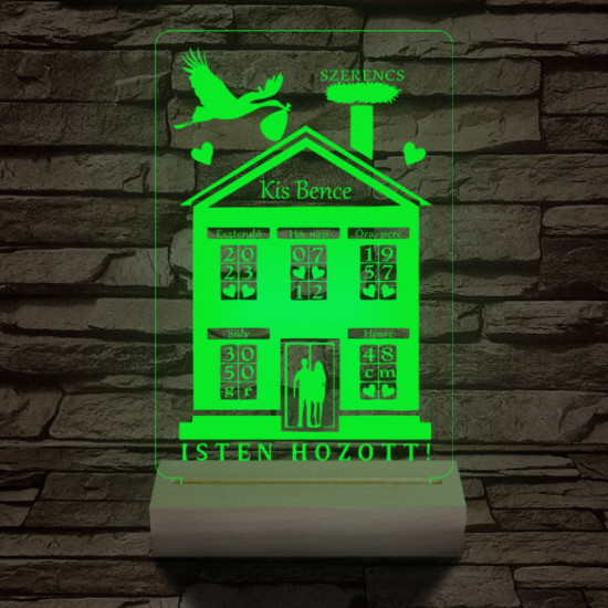 Babaköszöntő személyre szabott 20 cm fa talppal 7 színű 3D led lámpa