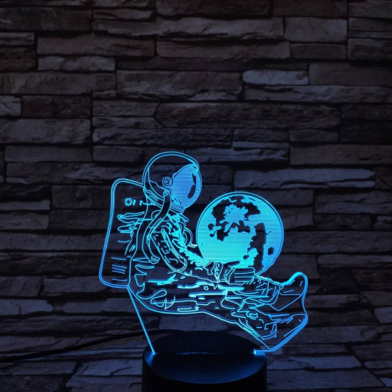 Asztronauta 7 színű  3D led lámpa