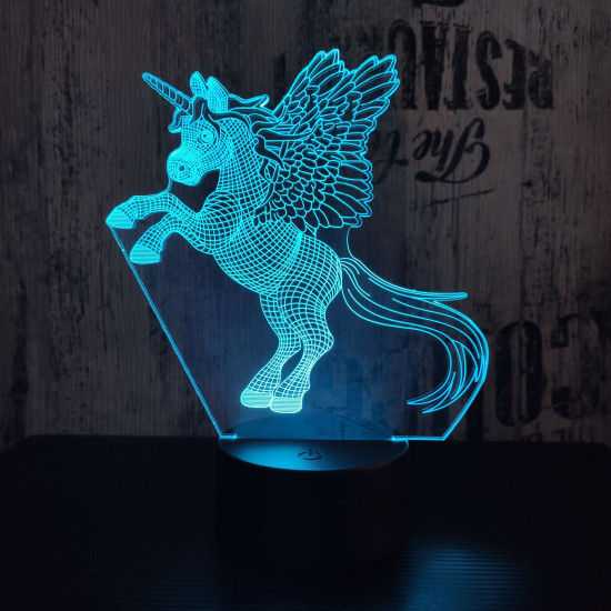 Ágaskodó pegazus 7 színű 3D led lámpa