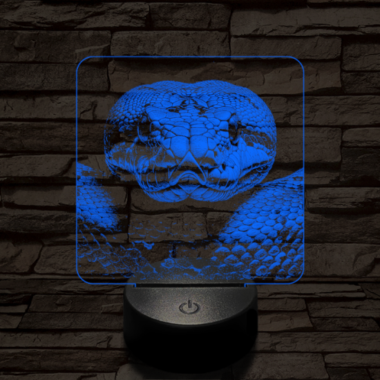 Kobra szemből első 7 színű valósághű 3D led lámpa