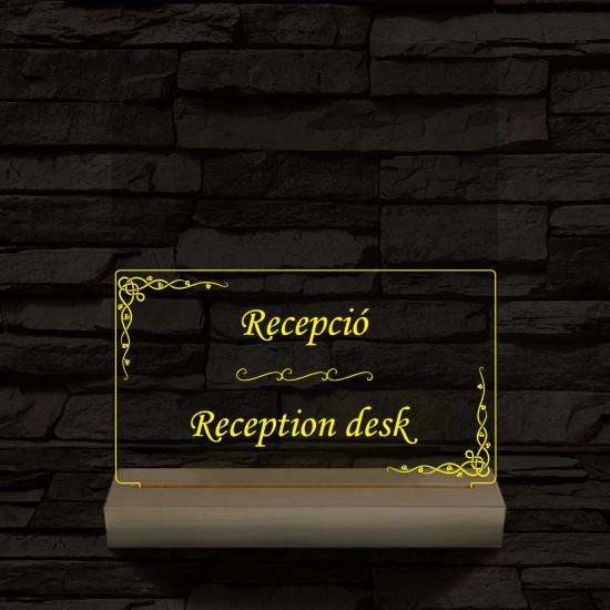 Recepció információs lámpa 20 cm fa talppal 7 színű 3D led lámpa