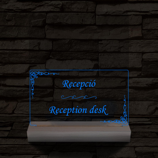 Recepció információs lámpa 20 cm fa talppal 7 színű 3D led lámpa