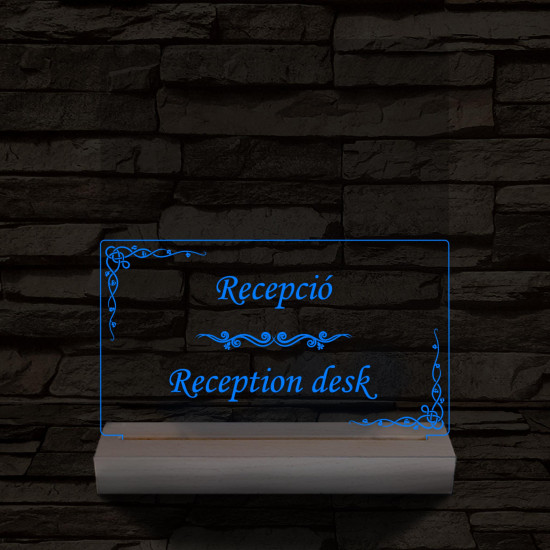 Recepció lámpa 20 cm fa talppal 7 színű 3D led lámpa