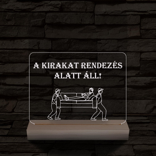 A kirakat rendezés alatt áll 20 cm fa talppal 7 színű 3D led lámpa