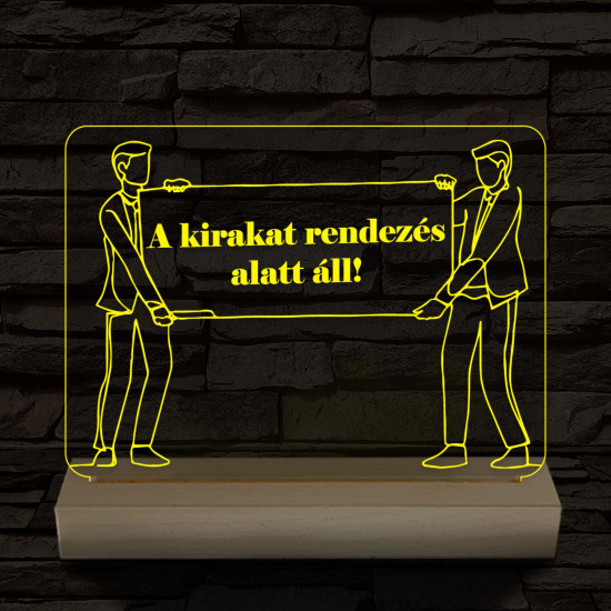 Kirakat rendezés alatt 20 cm fa talppal 7 színű 3D led lámpa