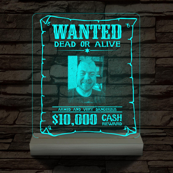 Körözési plakát egyedi fotóval személyre szabott választható méretű fatalppal 7 színű 3D led lámpa