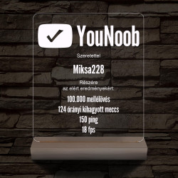 YouNoob emlékplakett személyre szabott fa talppal 7 színű 3D led lámpa