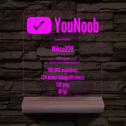 YouNoob emlékplakett személyre szabott fa talppal 7 színű 3D led lámpa