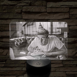 Kedves születésnapi ajándék nőknek és férfiaknak 7 színű 3D led lámpa