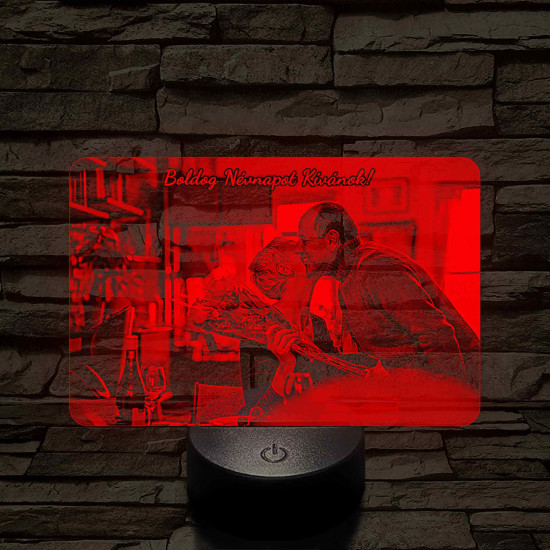 Névnapi meglepetés nőknek és férfiaknak 7 színű 3D led lámpa