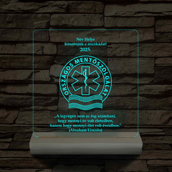 Országos Mentőszolgálat hasáb alakú fa talppal 7 színű 3D led lámpa