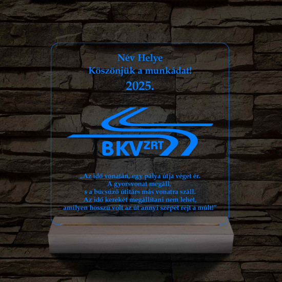 BKV Emléklámpa 3D LED – Egyedi Gravírozás Fa Talppal, 7 Színű Világítással – Tökéletes Ajándék BKV Rajongóknak és Dolgozóknak