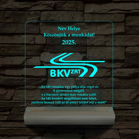 BKV Emléklámpa 3D LED – Egyedi Gravírozás Fa Talppal, 7 Színű Világítással – Tökéletes Ajándék BKV Rajongóknak és Dolgozóknak