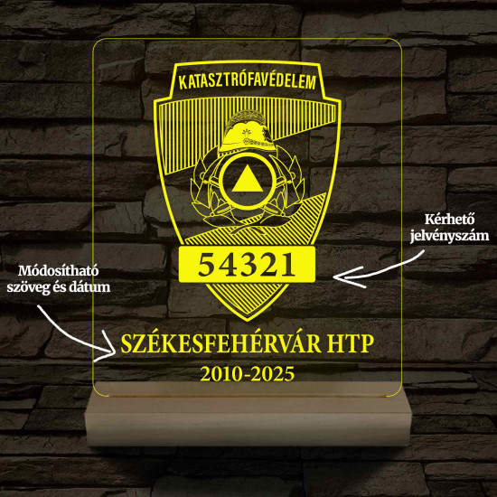 Tűzoltósági emléklámpa  3D LED 7 Színűben világító Fatalppal