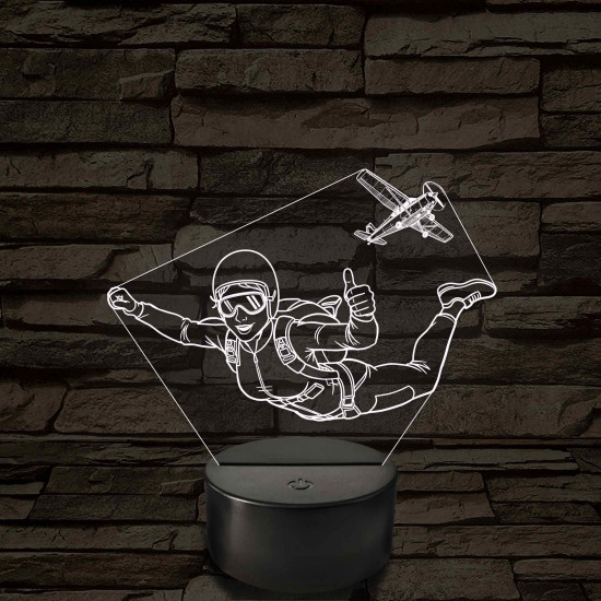 Ejtőernyős Nő 3D LED Lámpa – Egyedi Gravírozással, Műanyagtalpas