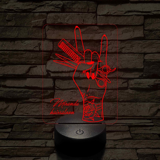 Tetovált női kéz fésűvel és ollóval – 7 színű, színváltós 3D LED lámpa