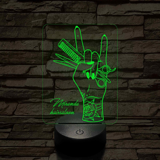 Tetovált női kéz fésűvel és ollóval – 7 színű, színváltós 3D LED lámpa