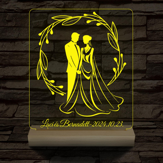 Esküvői pár babér koszorúban személyre szabott 20 cm fa talppal 7 színű 3D led lámpa
