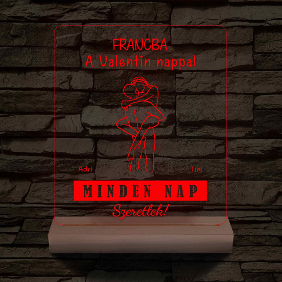 Egyedi fotógravírozás pároknak fatalppal 7 színű 3D led lámpa