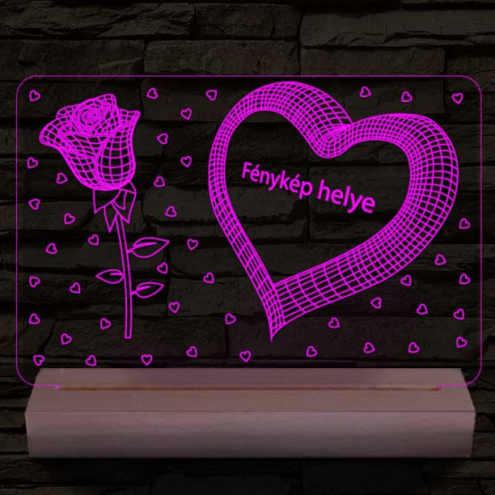 Nagy szív rózsával és kis szívekkel, egyedi fotógravírozás fatalppal 7 színű 3D led lámpa