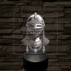 Díszes rostélyos lovagi sisak 7 színű, valósághűen gravírozott 3D led lámpa