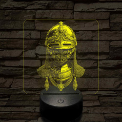 Díszes rostélyos lovagi sisak 7 színű, valósághűen gravírozott 3D led lámpa