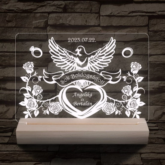 Esküvő, házassági évforduló személyre szabott 20 cm fa talppal 7 színű 3D led lámpa