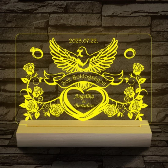 Esküvő, házassági évforduló személyre szabott 20 cm fa talppal 7 színű 3D led lámpa