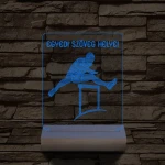 Gátfutó személyre szabott 20 cm fa talppal 7 színű 3D led lámpa