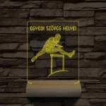 Gátfutó személyre szabott 20 cm fa talppal 7 színű 3D led lámpa