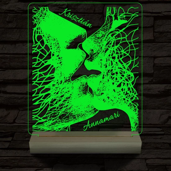 Csók szerelem személyre szabott 20 cm fa talppal 7 színű 3D led lámpa
