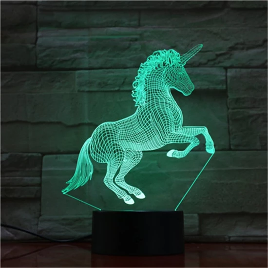 Ágaskodó Unikornis 7 színű 3D led lámpa