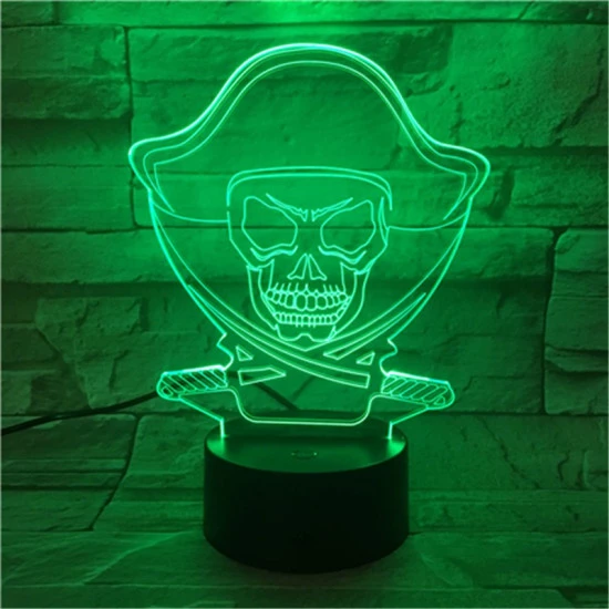Kalóz halálfej 7 színű 3D led lámpa