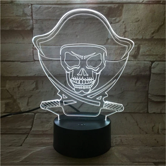 Kalóz halálfej 7 színű 3D led lámpa