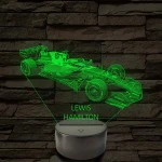 A Száguldó Legenda – Lewis Hamilton F1 7 színű, színváltós 3D LED lámpa