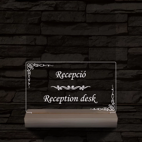 Recepció lámpa 20 cm fa talppal 7 színű 3D led lámpa