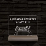 A kirakat rendezés alatt áll 20 cm fa talppal 7 színű 3D led lámpa
