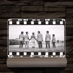 Egyedi fotógravírozás film negatívos kerettel fatalpban 7 színű 3D led lámpa