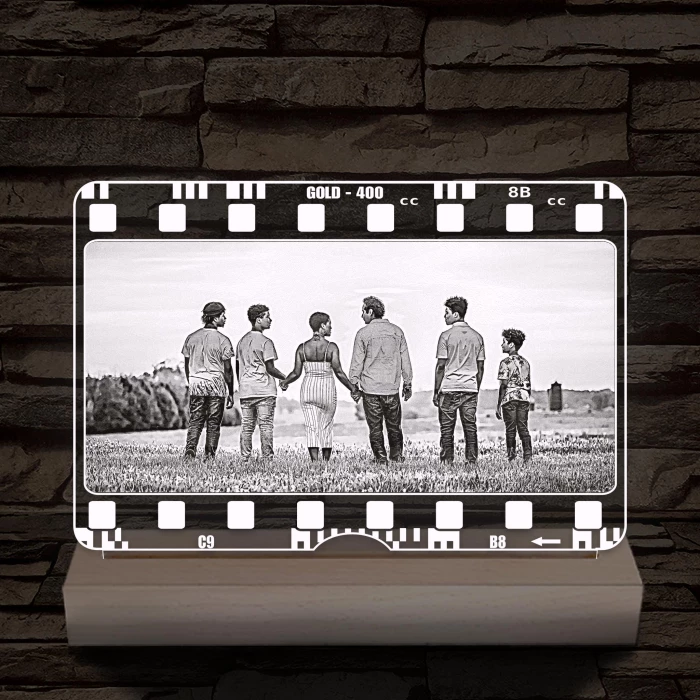 Egyedi fotógravírozás film negatívos kerettel fatalpban 7 színű 3D led lámpa