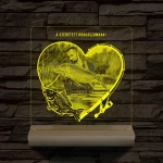 Egyedi fotógravírozás pontyos szívkeretben horgász fatalpban 7 színű 3D led lámpa