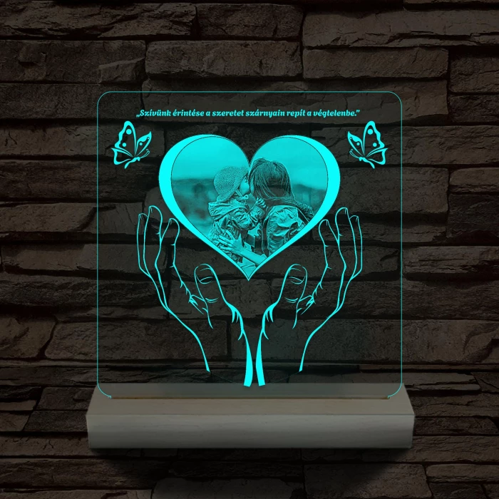 Szívérintés szív-alakú személyre szabott 20 cm fatalppal 7 színű 3D led lámpa