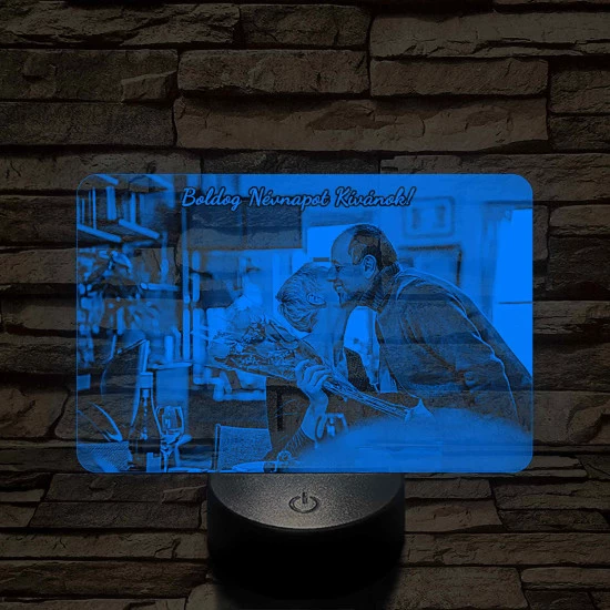 Névnapi meglepetés nőknek és férfiaknak 7 színű 3D led lámpa